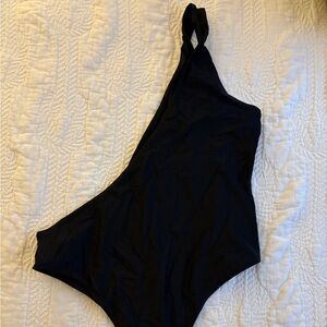Classic Black One-Shoulder Swimsuit